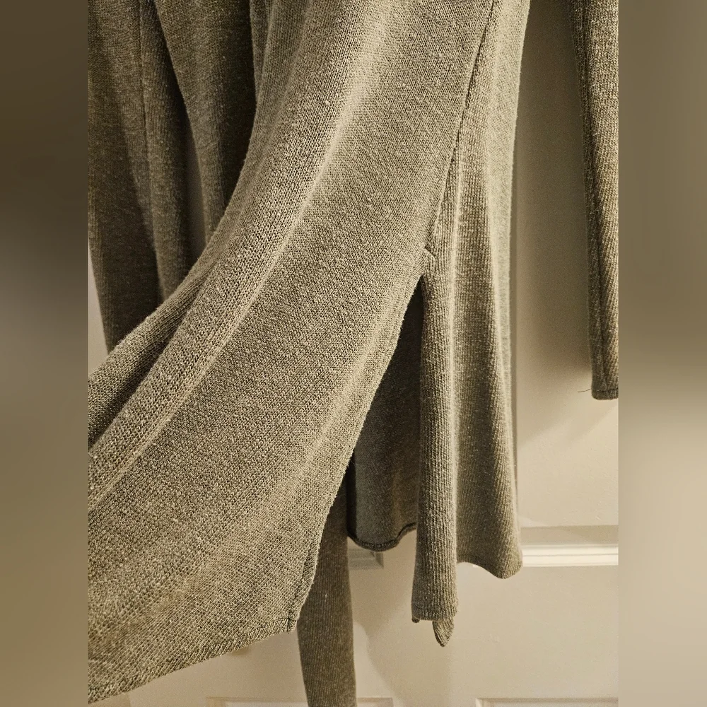 Mishu Gray Hooded Knit Sweater With Asymmetrical Hem, Women's Size S - Picture 7 of 7